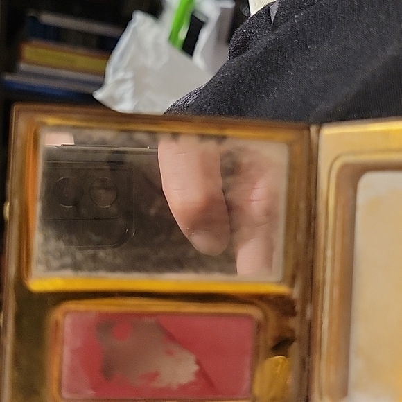 Antique compact - Picture 3 of 4